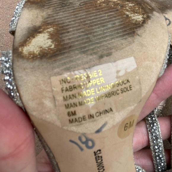Inc silver rhinestone strappy heel with bows SZ7.5- flaw-missing stone + peeling - Picture 6 of 8